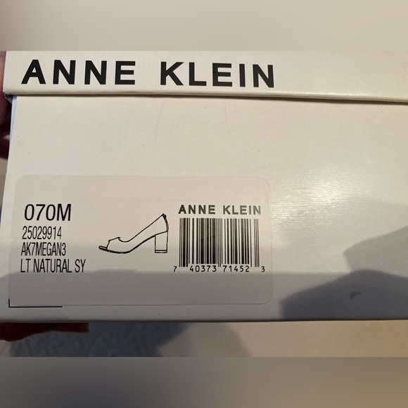 Anne Klein Peep-toe Block-heel pumps, Nude - Picture 5 of 5